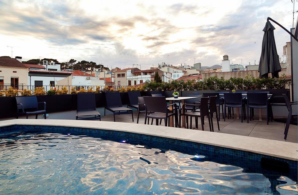 Vila Arenys Hotel Аренис де Мар Екстериор снимка